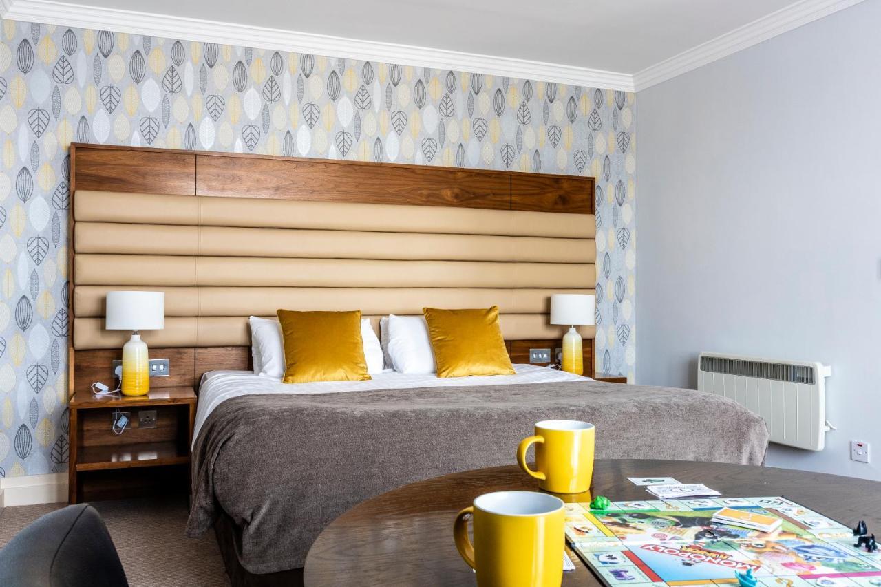Westport Country Lodge Hotel ภายนอก รูปภาพ