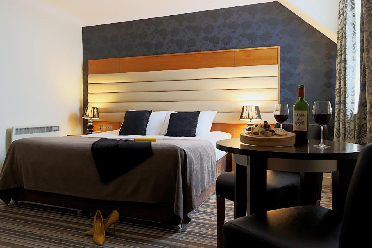 Westport Country Lodge Hotel ภายนอก รูปภาพ