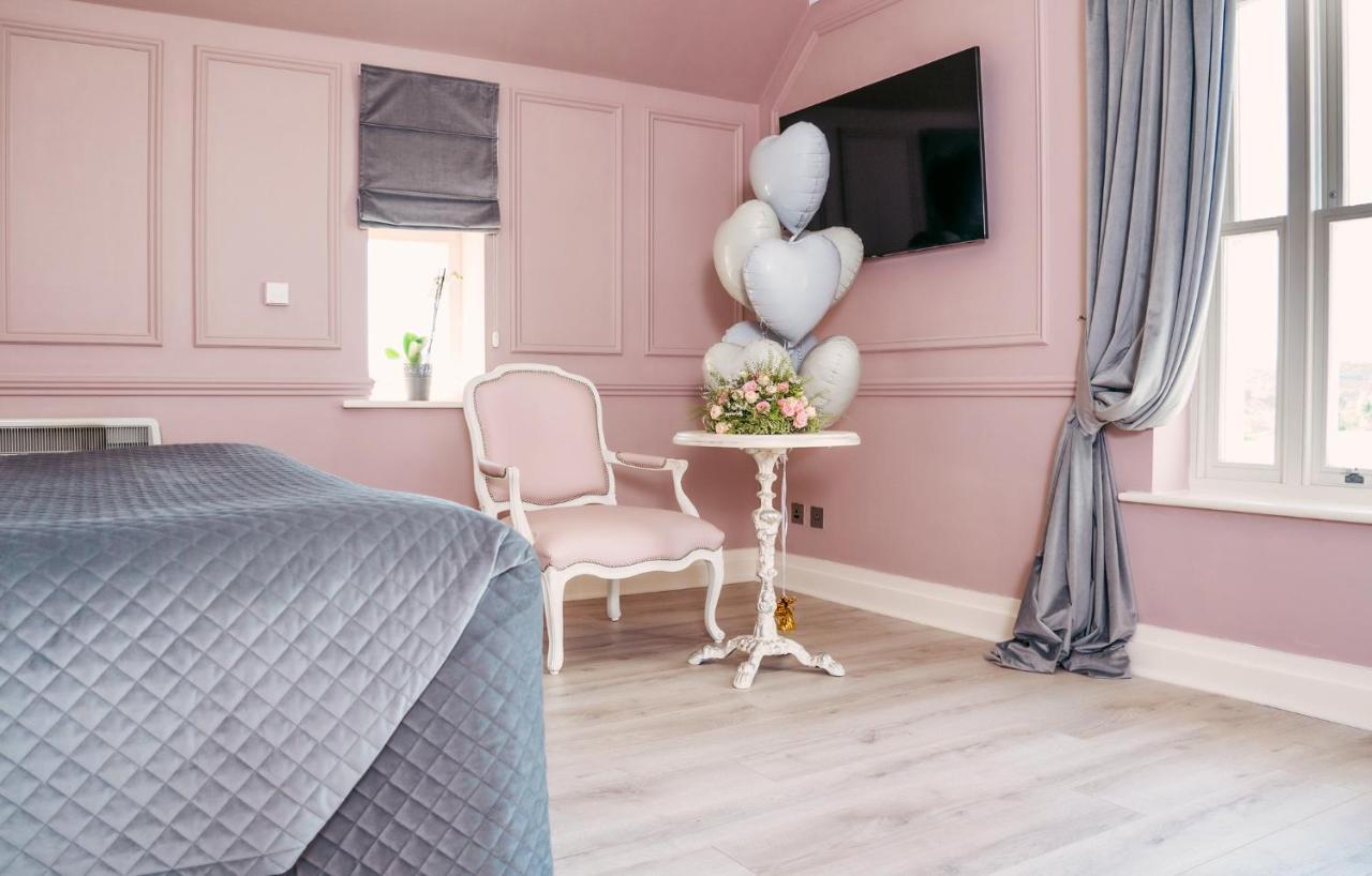Westport Country Lodge Hotel ภายนอก รูปภาพ