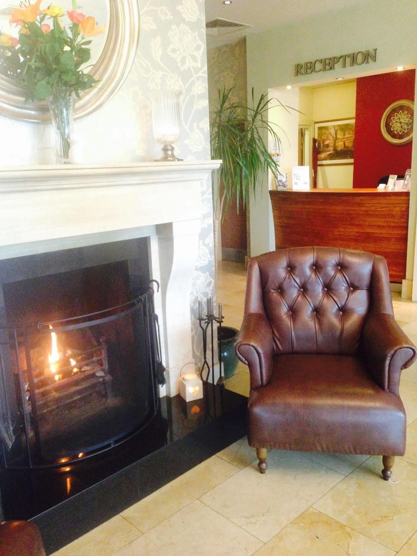 Westport Country Lodge Hotel ภายนอก รูปภาพ