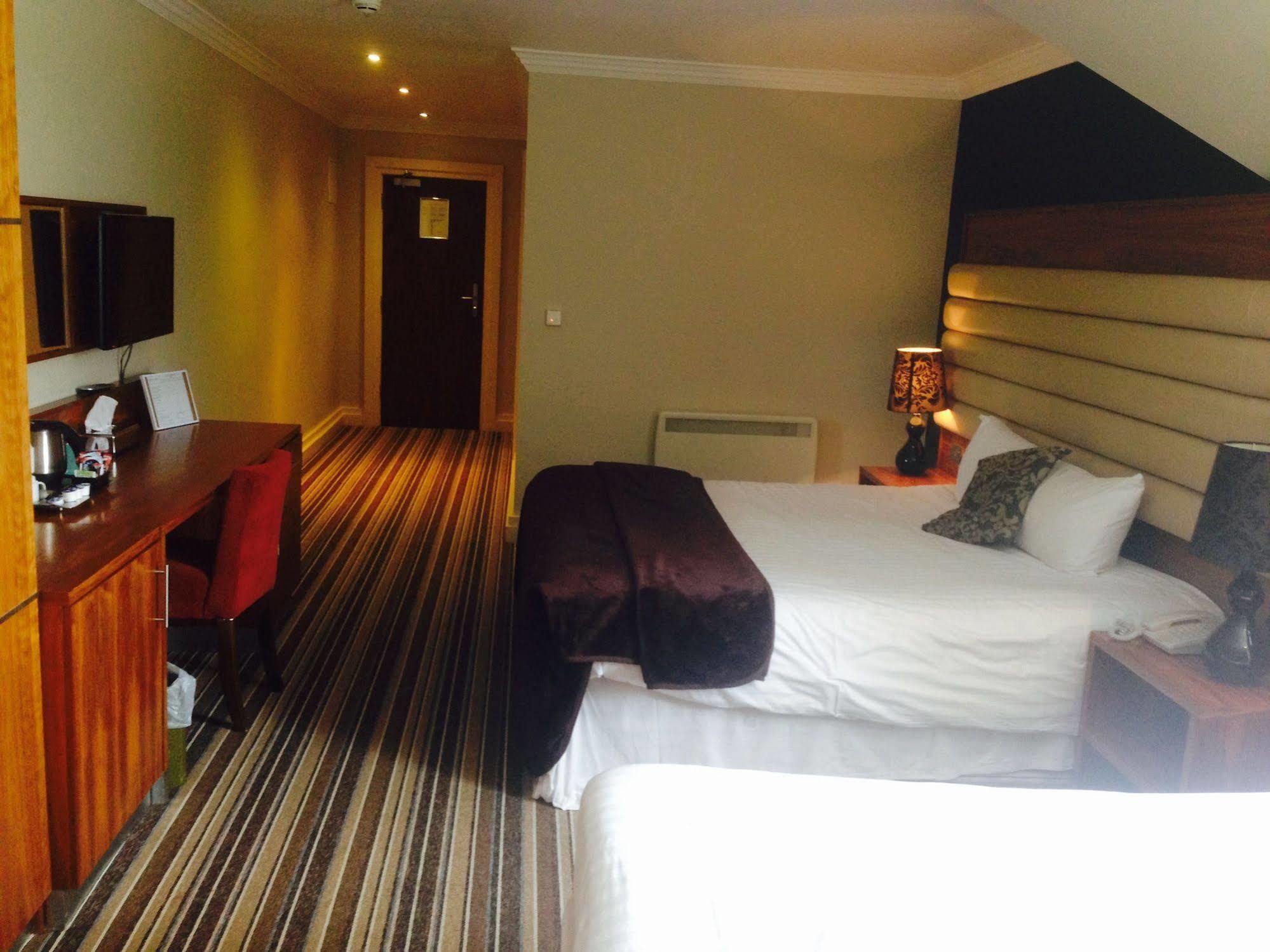 Westport Country Lodge Hotel ภายนอก รูปภาพ
